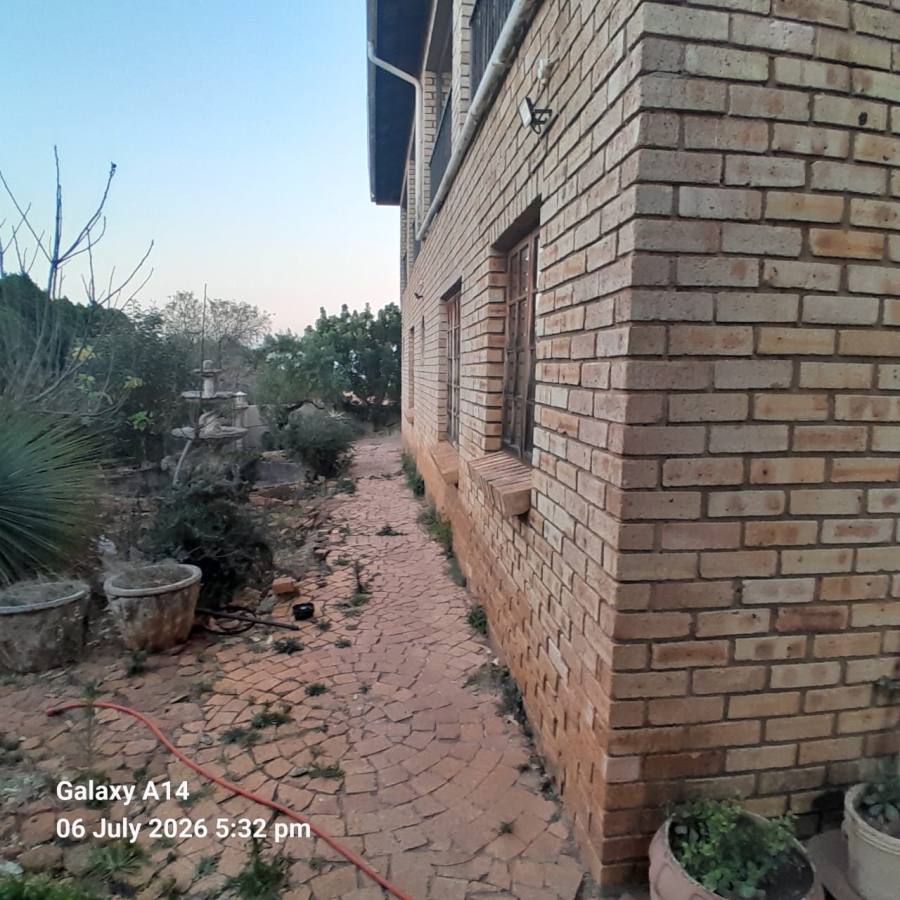 3 Bedroom Property for Sale in Safari Gardens North West